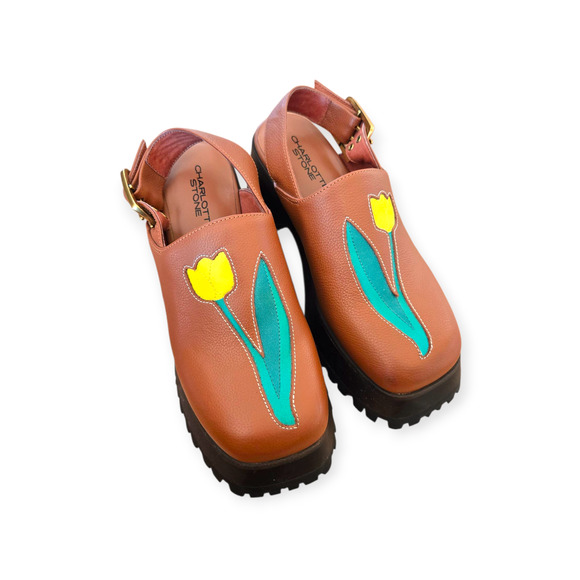 Charlotte Stone x Lorien Stern Darren Brown Luggage Tulip Clogs Shoes Size 7 - Picture 3 of 10